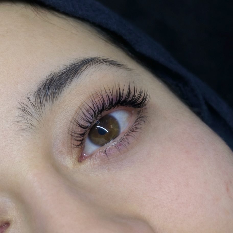 Volume lash extensions uden mascara – Beauty Room CPH